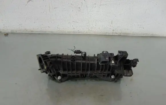 BMW 1 F20 F21 Intake manifold 780799106