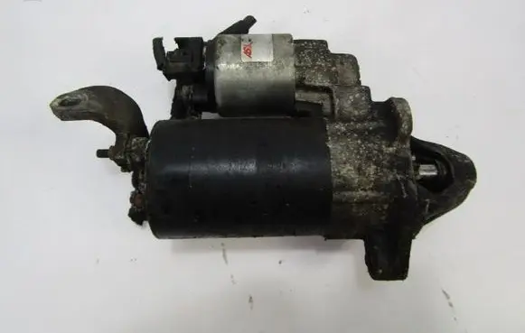 Audi A4 S4 B5 8D Starter motor 0001107054