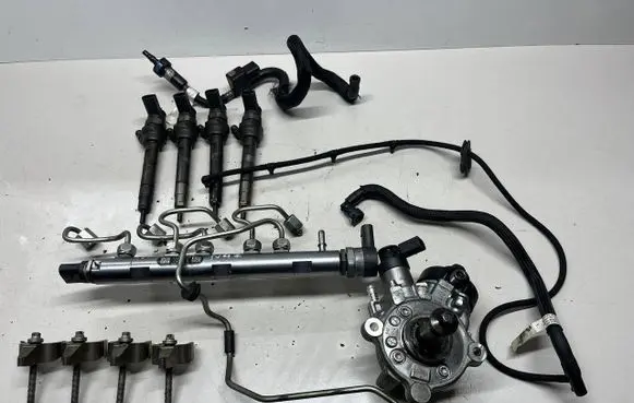 BMW 3 F30 F35 F31 Fuel injection system set 0445010519 7823452 060608