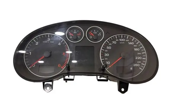 Audi A3 S3 8P Speedometer (instrument cluster) 8P0920931E