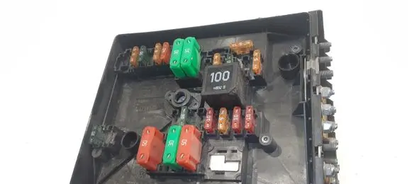 Volkswagen Caddy Fuse module 1K0937800BG 1K0937125A