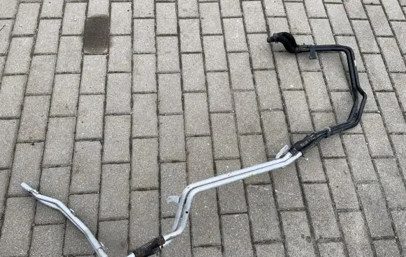 Audi Q7 4M Engine coolant pipe/hose 4M0121085P 4M0121085Q 4M0121123G