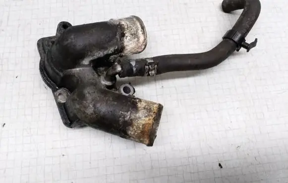 Saab 9-5 Thermostat/thermostat housing 24420728