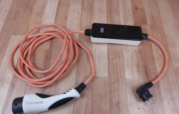 KIA Soul Electric car charging cable 91887G5531