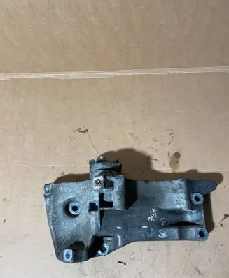 Volkswagen Polo IV 9N3 Generator/alternator bracket 036145169