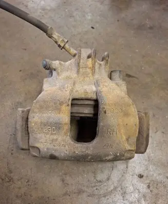 Volvo V70 Front brake caliper 9209722 9209725