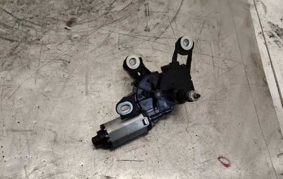 Audi A4 S4 B7 8E 8H Rear window wiper motor 579603