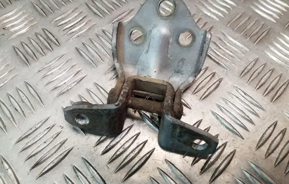 Mitsubishi Pajero Front door upper hinge