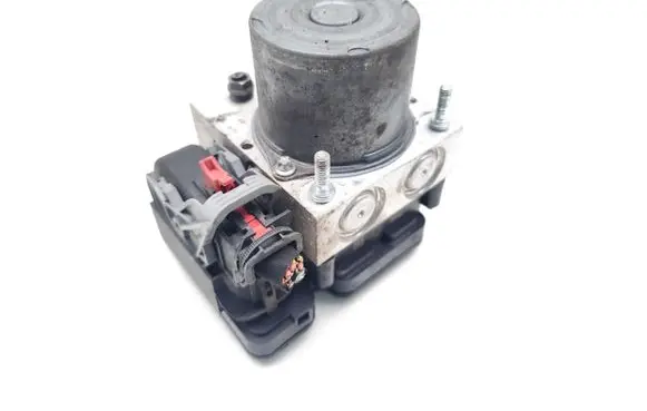 Skoda Fabia Mk3 (NJ) ABS Pump 6C0907379N 6R0907379BA