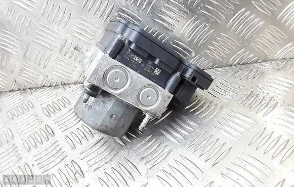 Audi A1 ABS Pump 6R0907379BA 6R0614517AL
