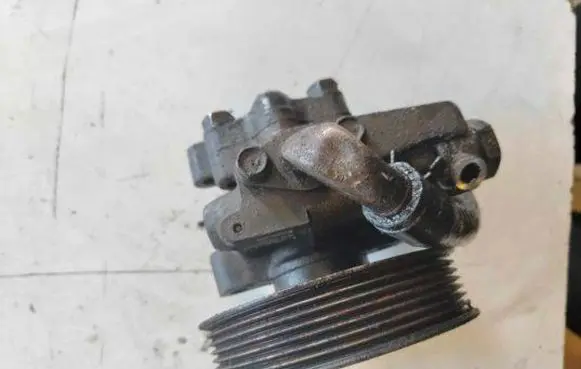 Hyundai H-1, Starex, Satellite Power steering pump 571004A850