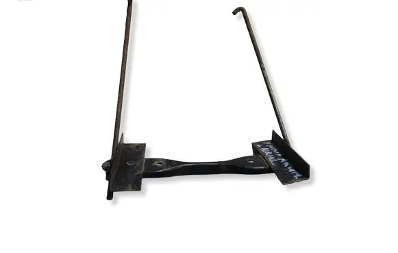 Toyota Yaris Battery bracket 