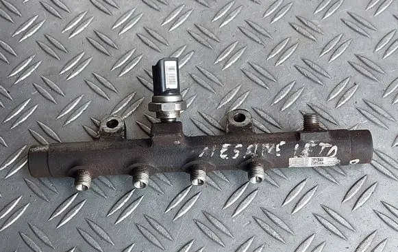 Renault Megane II Fuel main line pipe A2C20001221 H8200296867