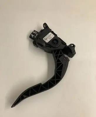 Audi A4 S4 B8 8K Accelerator throttle pedal 8K1721523