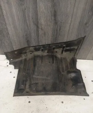 Mitsubishi Outlander Engine splash shield/under tray MN154379