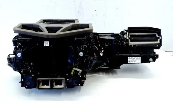 BMW 5 G30 G31 G38 Interior heater climate box assembly 5A31686 FE950003