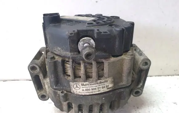 Mercedes-Benz C W204 Generator/alternator A0009067702