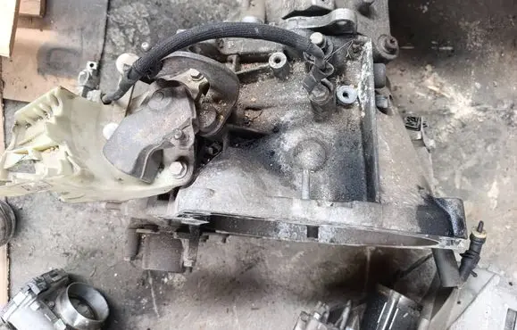 Citroen C4 Grand Picasso Manual 5 speed gearbox 20DP98