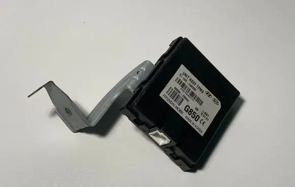 Hyundai i20 (GB IB) Door central lock control unit/module 95800C8500