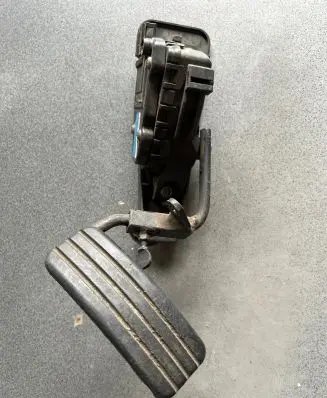 Renault Espace - Grand espace IV Accelerator throttle pedal 8200007513 6PV00511918