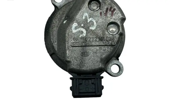 Audi A3 S3 A3 Sportback 8P Camshaft position sensor 058905161B 0232101024