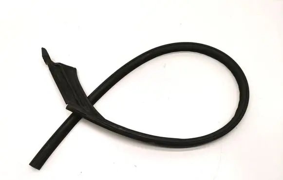 Tesla Model X Front door rubber seal 1032146-00-C