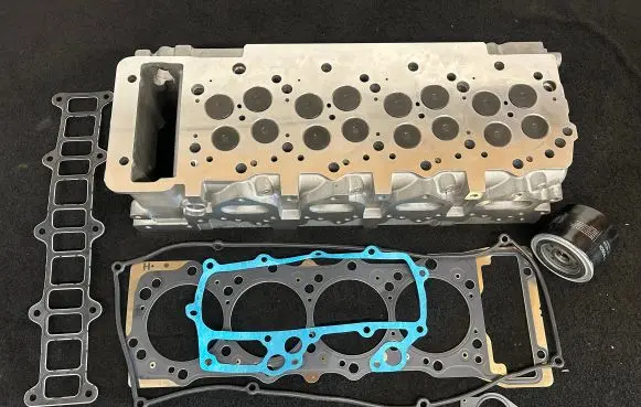 Mitsubishi Pajero Engine head 258512