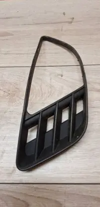 Ford Fiesta Front fog light trim/grill 2S6119953B