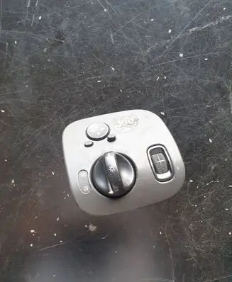 Mercedes-Benz C W203 Light switch A2035450604