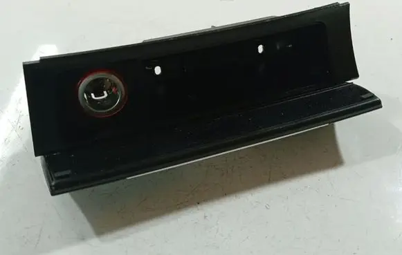 Volkswagen PASSAT B6 Car ashtray 3C0863284A