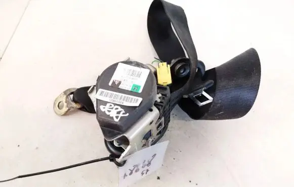 Skoda Octavia Mk2 (1Z) Front seatbelt 1z0857702a