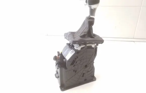 Gear shifter/selector