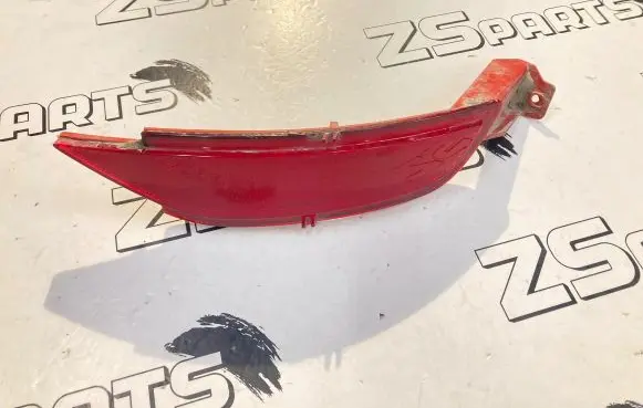 Ford Grand C-MAX Rear tail light reflector 8A6117A849AD