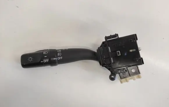 Toyota Avensis T250 Indicator stalk 173650