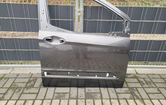 Ford Transit Courier Rear door NG057