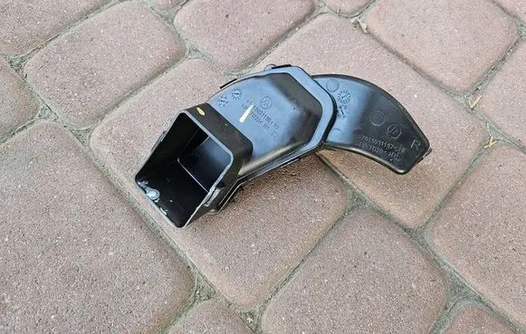 Opel Corsa F Glove box central console 7015031158-