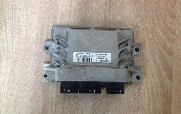 Renault Grand Modus Engine control unit/module 8200851165 8200700600