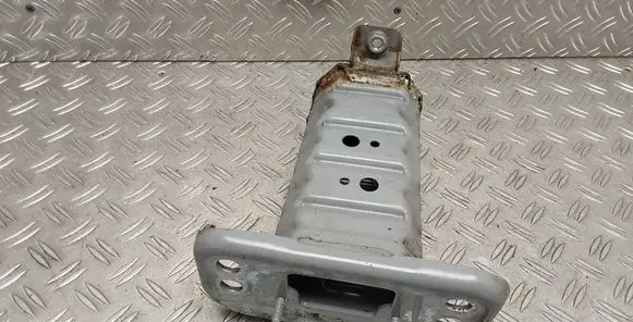 Toyota Yaris Front bumper shock/impact absorber 
