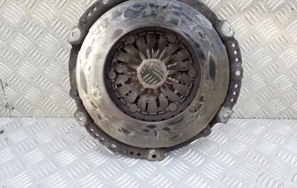 Toyota Hilux (AN120, AN130) Pressure plate 