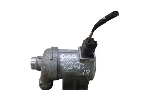 Volvo XC60 Water pump 31368715 327827210