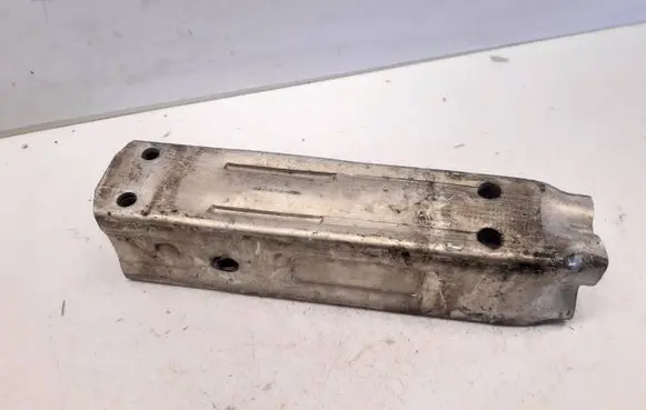 Audi A6 S6 C6 4F Front bumper mounting bracket 4F0807134 606360