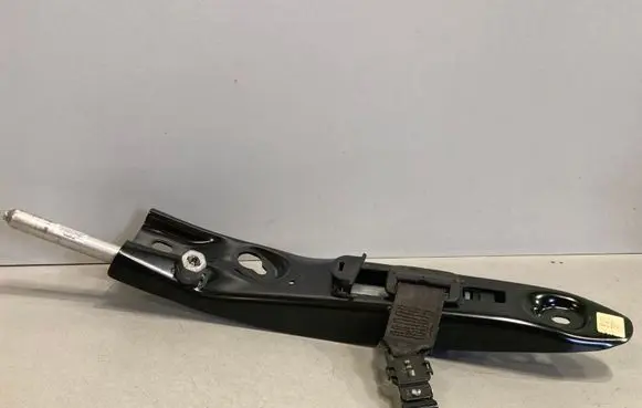 Volvo XC90 Front seatbelt 8619629 6008818