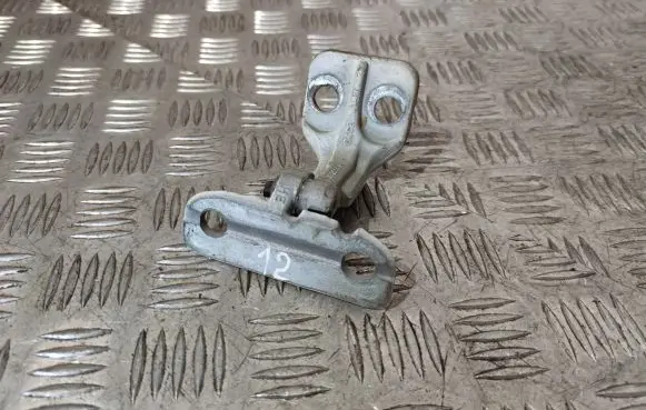 Land Rover Discovery Sport Front door upper hinge 120031 BJ32228A66CB