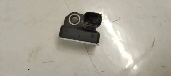 Mercedes-Benz C AMG W205 ESP acceleration yaw rate sensor A0009057600