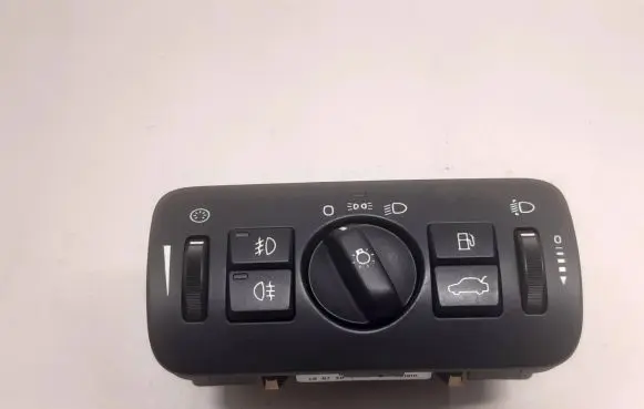 Volvo V70 Light switch 30739415 04066302