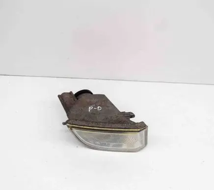 Toyota RAV 4 (XA20) Front fog light