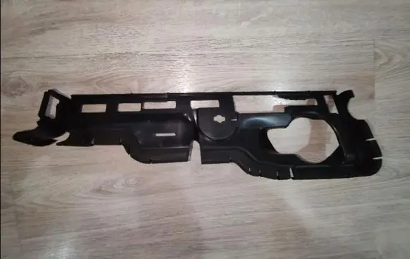 Radiator trim