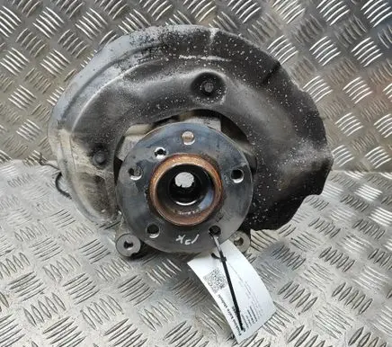 BMW X1 F48 F49 Front wheel hub 6876645 6876853