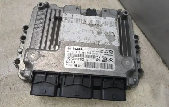 Peugeot 207 Engine control unit/module 9653958980 0281013334 9666986680