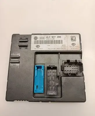 Audi Q7 4L Comfort/convenience module 4L0907289 4L0910289C 5DK00876272